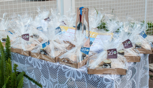 13-mesa-de-presentes